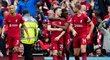 Fotbalisté Liverpoolu se radují z rozhodující branky Dioga Joty