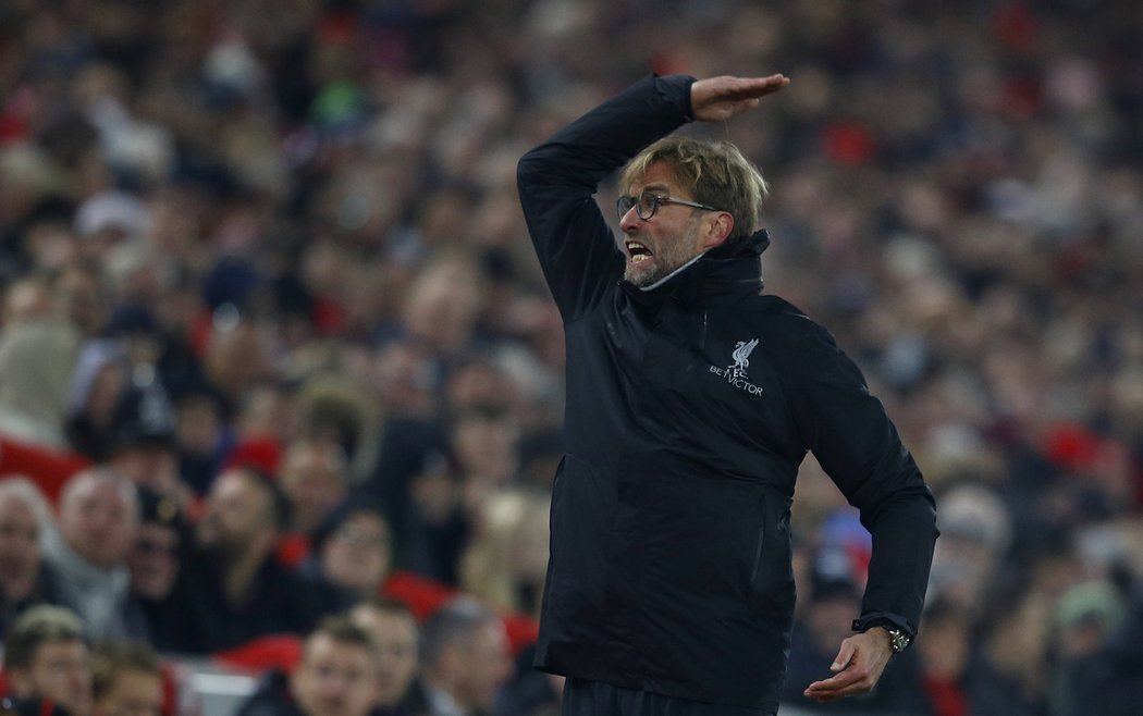 Trenér Liverpoolu Jürgen Klopp se rozčiluje v zápase se Sunderlandem