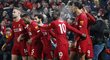 Radost fotbalistů Liverpoolu po brance do sítě Manchesteru United