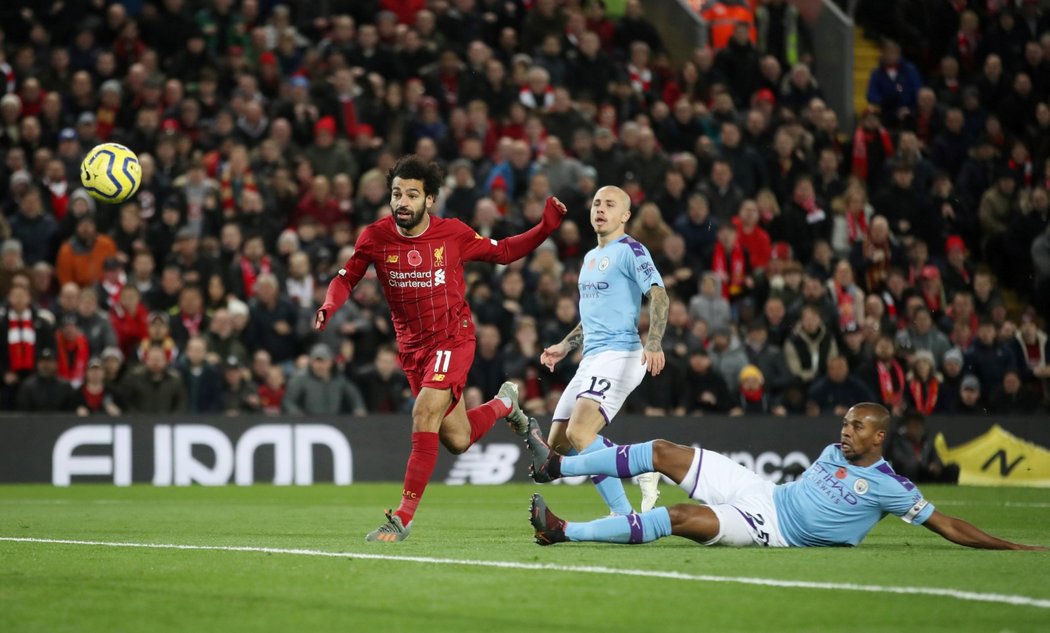 Mohamed Salah uklidnil příznivce Liverpoolu druhou brankou do sítě Manchesteru City