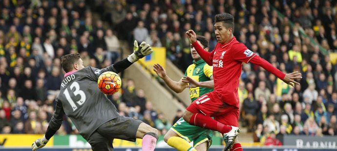 Střelec Liverpoolu Roberto Firmino