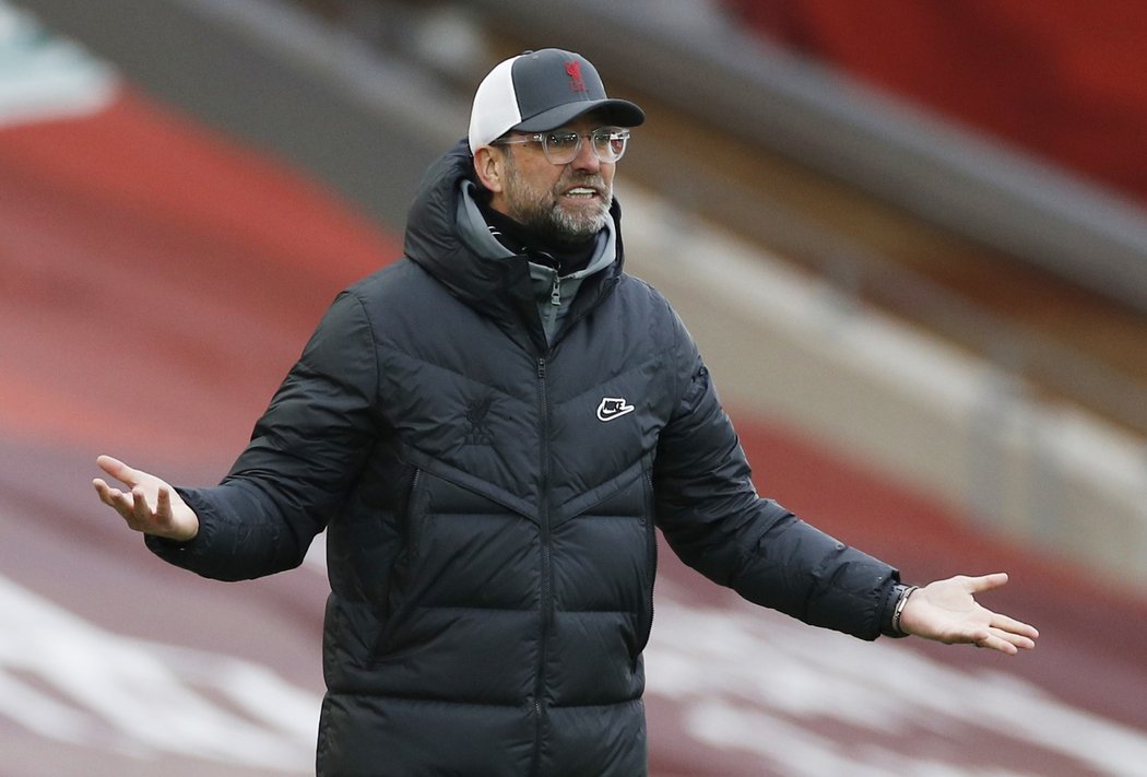 Zklamaný kouč Liverpoolu Jürgen Klopp