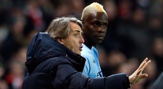 Sbohem, synu! Balotelli je jako moje dítě, bude se mi stýskat, říká Mancini