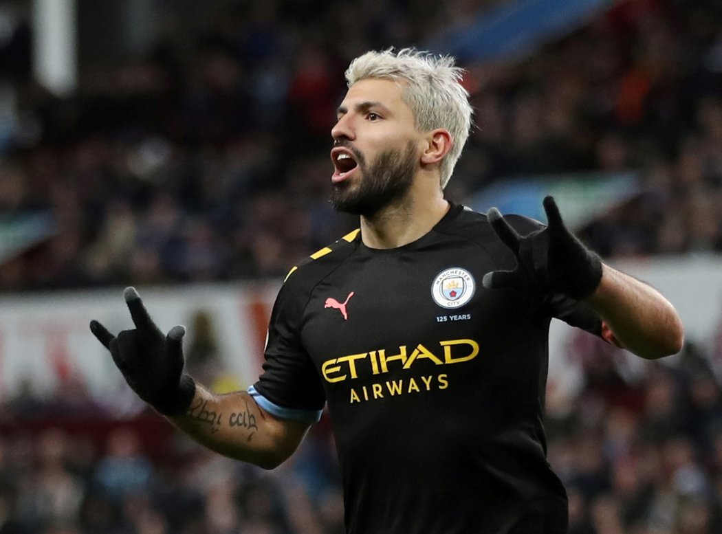 Sergio Agüero nastřílel proti Aston Ville další hattrick