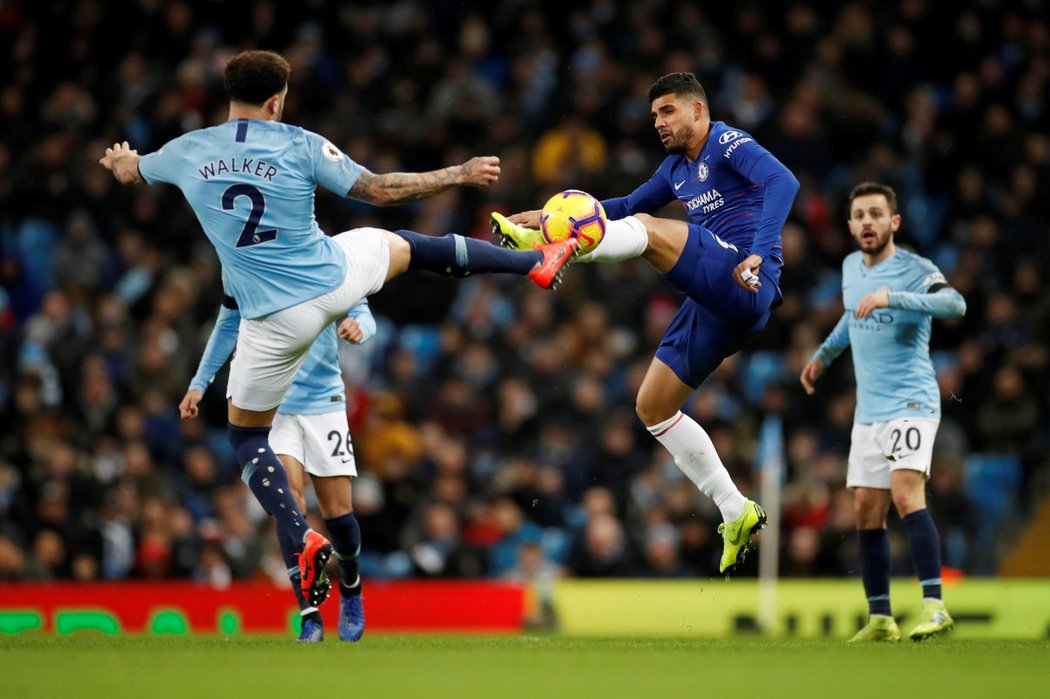 Fotbalisté Manchesteru City porazili Chelsea vysoko 6:0