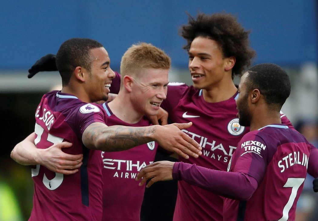 Manchester City zdolal Everton jasně 3:1 a udržel náskok na čele tabulky