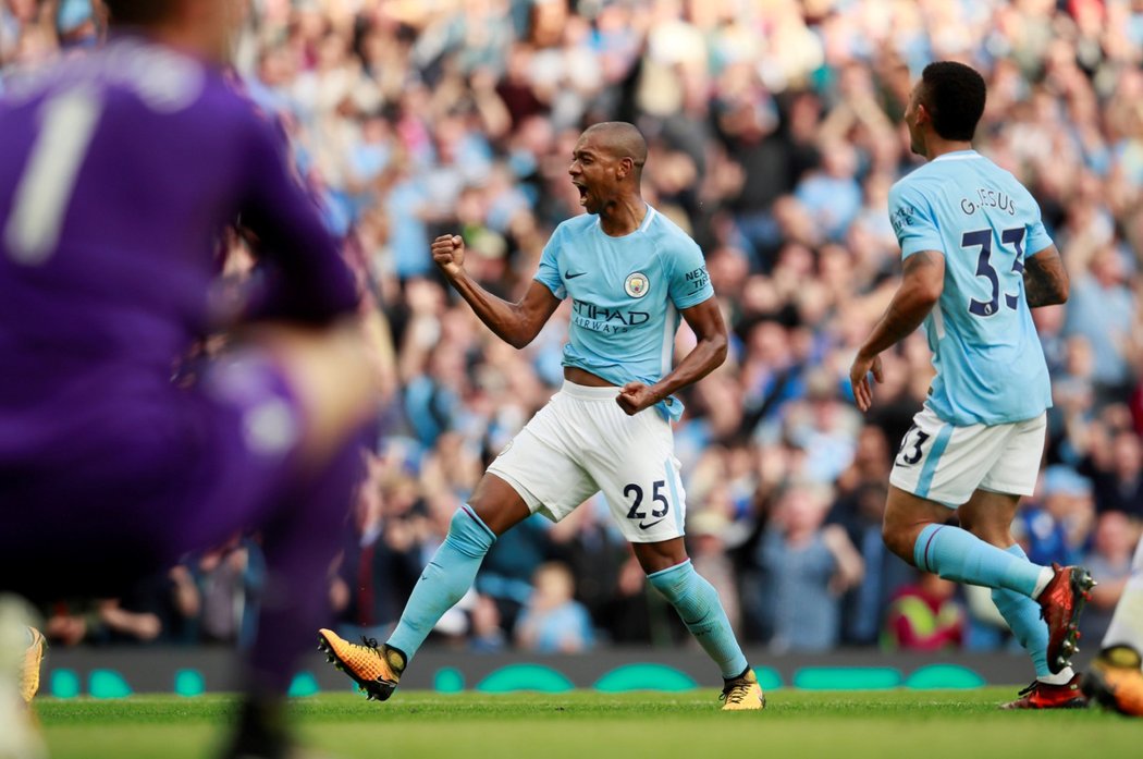 Fernandinho se podepsal pod vysoké vítězství City jedním gólem