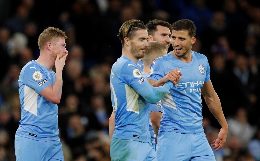 Fotbalisté Manchesteru City v utkání s Leedsem, v němž nastříleli sedm gólů