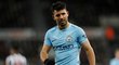 Útočník Manchesteru City Sergio Agüero po jedné z neproměněných šancí v utkání s Newcastlem