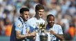 Anglické trio John Stones, Kyle Walker, Raheem Sterling