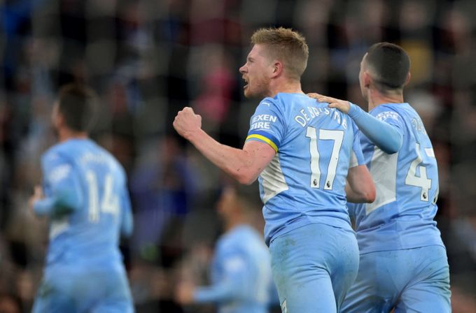 City rozebrali v derby United! Arsenal se posunul na místo pro LM City rozebrali v derby United! Arsenal se posunul na místo pro LM