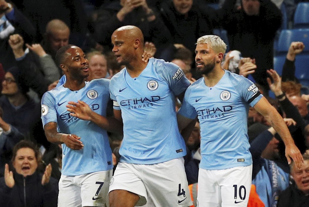 Kapitán Vincent Kompany rozhodl nádhernou střelou o výhře Manchesteru City