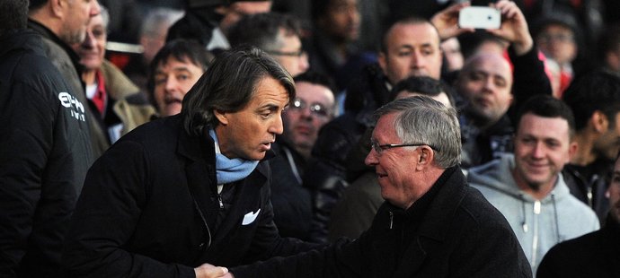 Italský manažer Manchesteru City Roberto Mancini pořádně naštval manažera United Alexe Fergusona