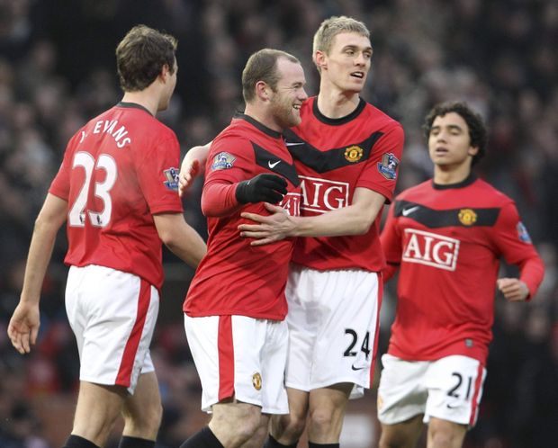 Rooney zničil Hull čtyřmi trefami. Rooney zničil Hull čtyřmi trefami.