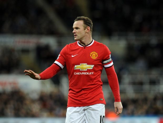Wayne Rooney nastřílel nejvíc venkovních gólů v historii Manchesteru United Wayne Rooney nastřílel nejvíc venkovních gólů v historii Manchesteru United