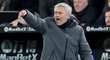 Trenér Manchesteru United José Mourinho v utkání na hřišti Crystal Palace