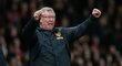 Sir Alex Ferguson, manažer Manchesteru United, a jeho vítězné gesto