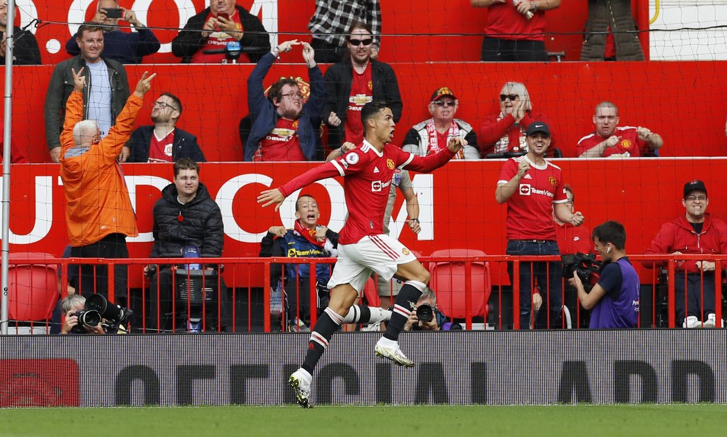 Cristiano Ronaldo se při návratu na Old Trafford hned prosadil