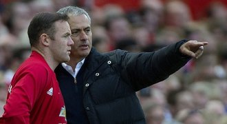 Rooney na odchodu z United? To bych nikdy neudělal, tvrdí Mourinho