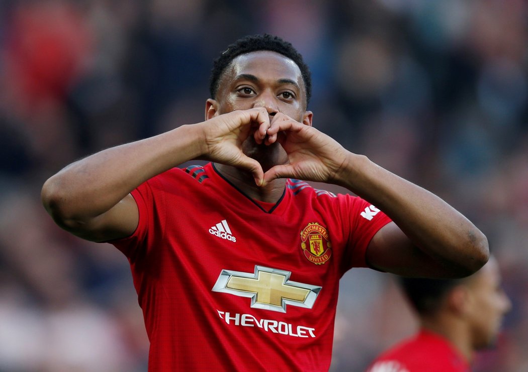 Anthony Martial slaví branku proti Watfordu