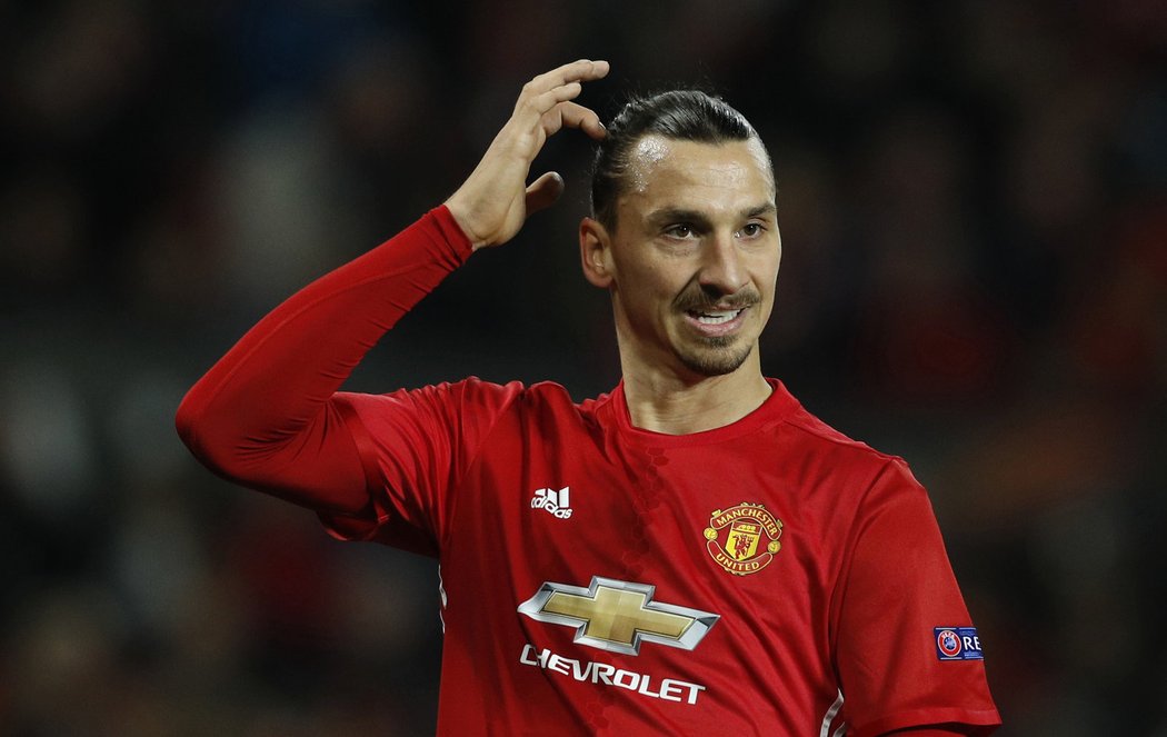 Zlatan Ibrahimovic je pro Manchester United útočníkem číslo jedna. Do další sezony by to ale mělo být podle expertů jinak.