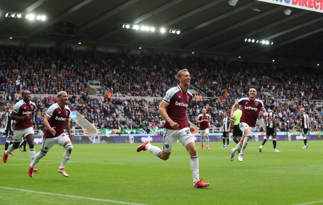 West Ham ve druhém poločase otočil zápas v Newcastlu, klíčový gól zařídil Tomáš Souček