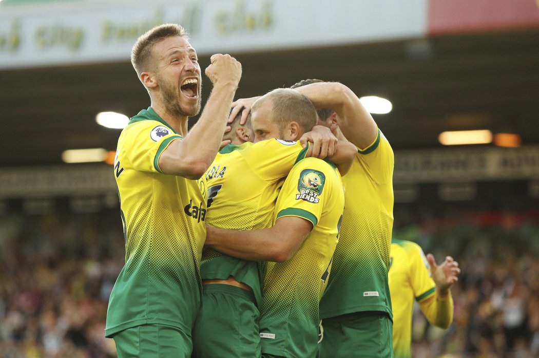 Teemu Pukki rozhodl přestřelku mezi Norwichem a šampiony z Manchesteru City