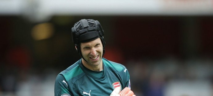 Petr Čech prohloubil svou špatnou bilanci v Arsenalu. Nechytil ani jednu z dvanácti penalt