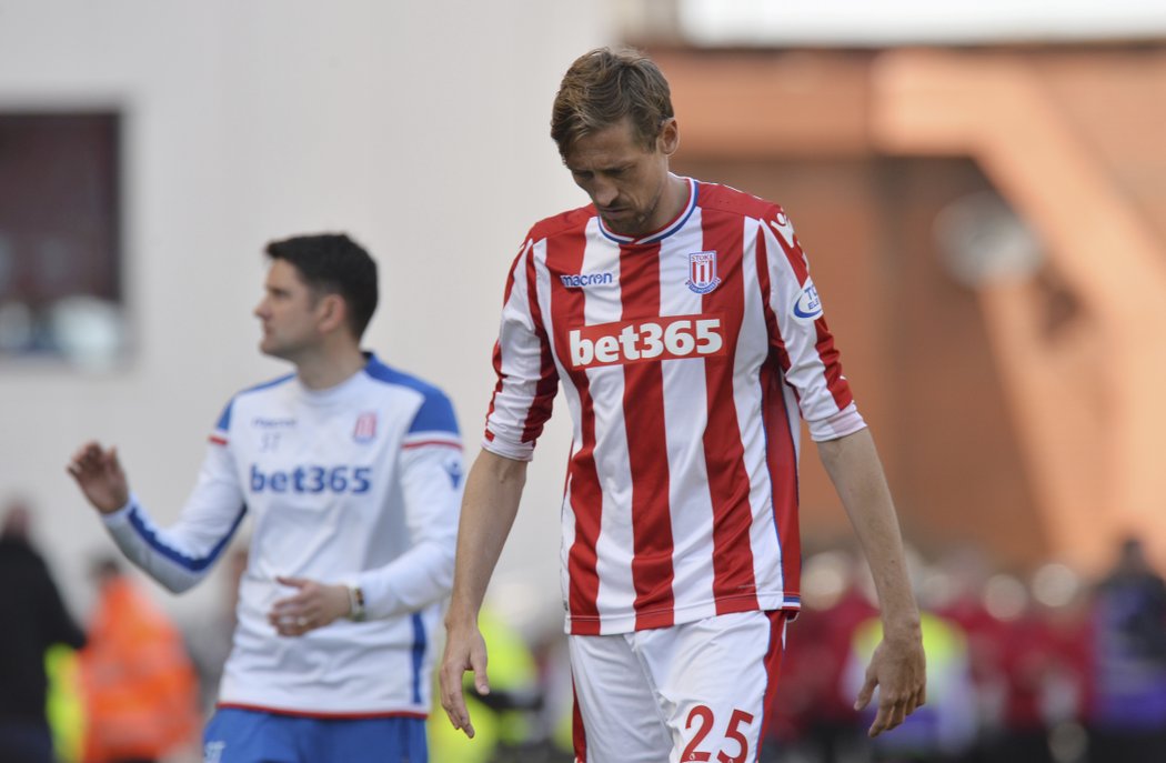 Legendární Peter Crouch musel skousnout sestup se Stoke