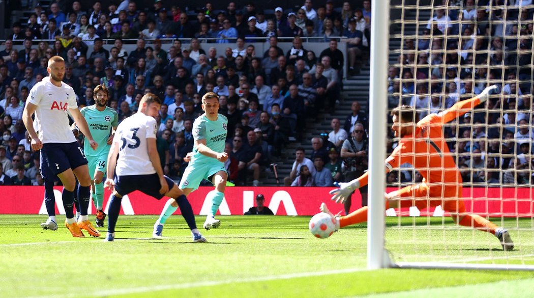 Leandro Trossard zařídil Brightonu tři body na hřišti Tottenhamu