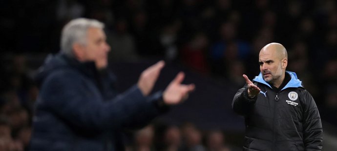 Trenér Manchesteru City Pep Guardiola během utkání s Tottenhamem