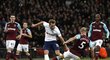 Ani útočník Tottenhamu Harry Kane se v utkání proti West Hamu neprosadil