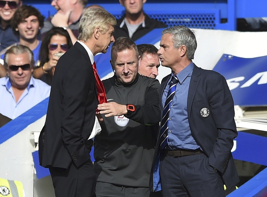 Arséne Wenger a José Mourinho byli často rivaly, jeden pro druhého ale stále mají respekt