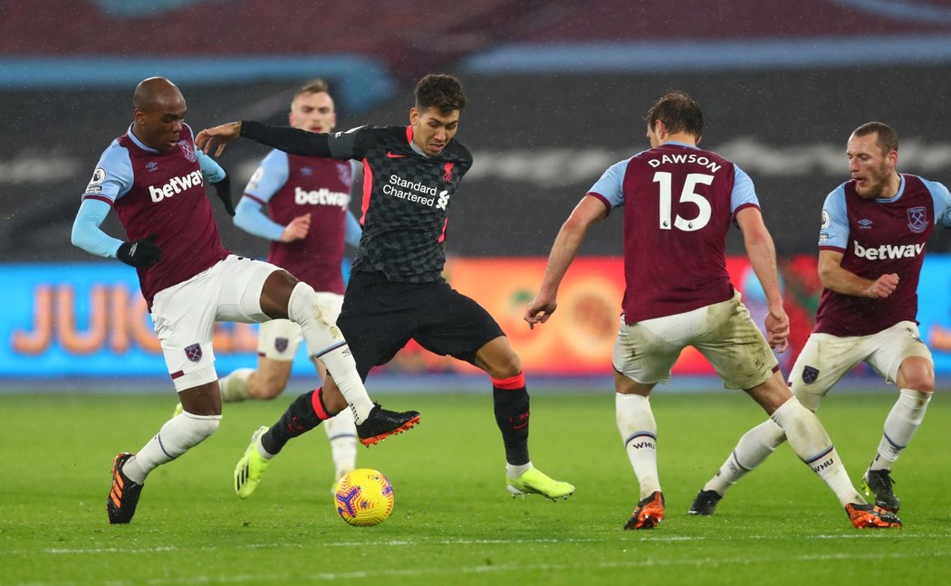 Roberto Firmino po příchodu na hřiště připravil třetí trefu pro Georginia Wijnalduma