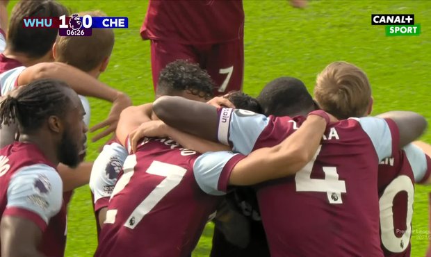 SESTŘIH: West Ham - Chelsea 3:1. Souček zavinil penaltu, ale Kladiváři slavili