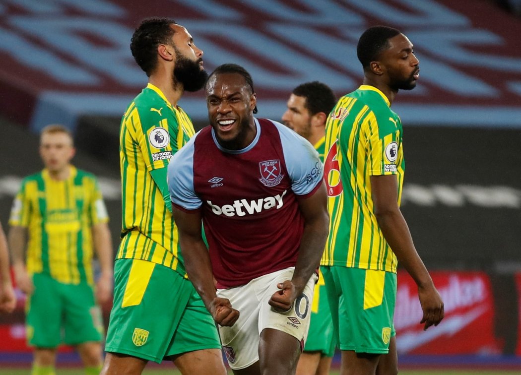 Útočník West Hamu Michail Antonio vstřelil vítěznou branku v utkání proti West Bromwichi