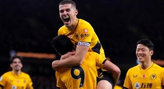 Wolverhampton porazil Everton, výhru vystřelili Kilman a Jiménez