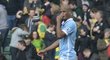 Vincent Kompany z Manchesteru City dobře ví, že je triumf v Premier League zase dál.