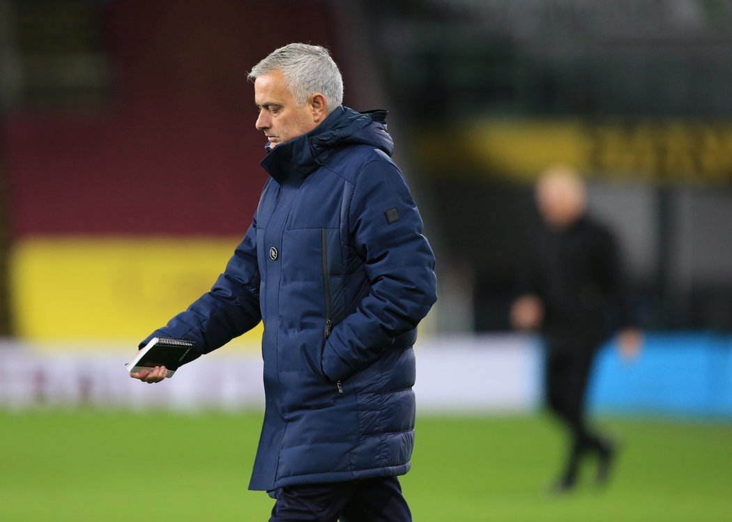Portugalský trenér tottenhamu José Mourinho během utkání na hřišti Burnley, kde jeho svěřenci zvítězili 1:0
