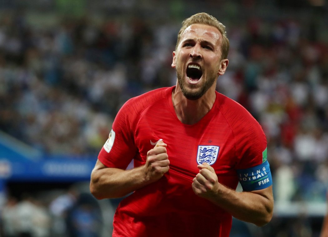 Anglický hrdina! Harry Kane se raduje z druhé branky v utkání proti Tunisku