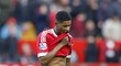 Mladý útočník Marcus Rashford po prvním poločase v utkání proti Arsenalu