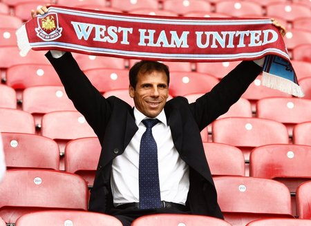 Gianfranco Zola po jmenování koučem West Hamu