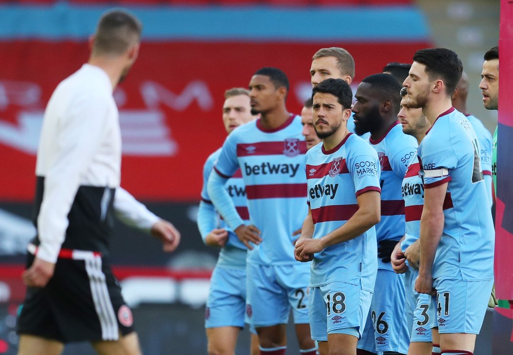 West Ham i se dvěma Čechy zavítal na hřiště nejslabšího týmu Premier League