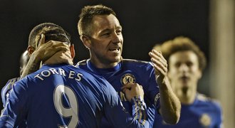 Bombarďák Terry udeřil dvakrát hlavou, Chelsea jde před Arsenal