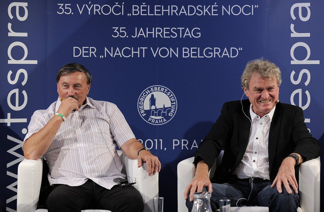 Rozesmátý Sepp Maier (vpravo) a Antonín Panenka
