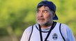 K mnoha dárkům a gratulacím při oslavě 60. narozenin dostal legendární fotbalista Diego Maradona i vítězství svých svěřenců z klubu Gimnasia y Esgrima.