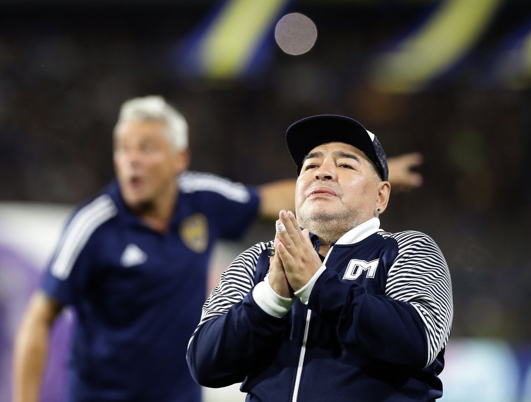 Diego Maradona trénoval na sklonku života klub Gimnásia de La Plata