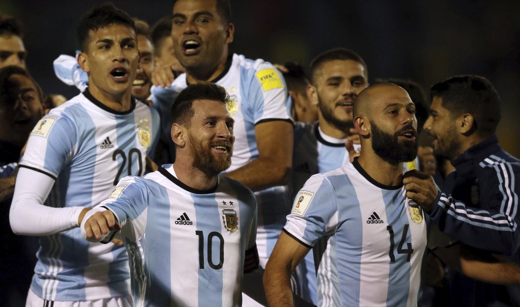 Fotbalisté Argentiny porazili v závěru kvalifikace hattrickem Messiho 3:1 Ekvádor a odvrátili hrozbu toho, že poprvé od roku 1970 nebudou hrát na MS.