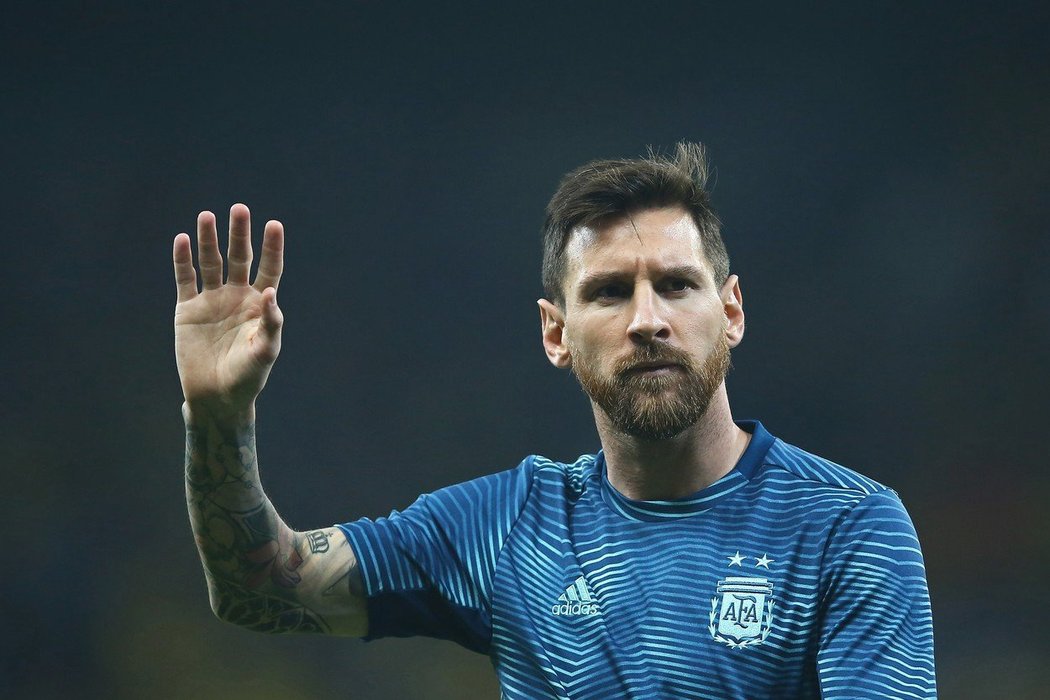 Lionel Messi je jedním z favoritů na vítězství v ceně FIFA, kterou získá nejlepší fotbalista roku