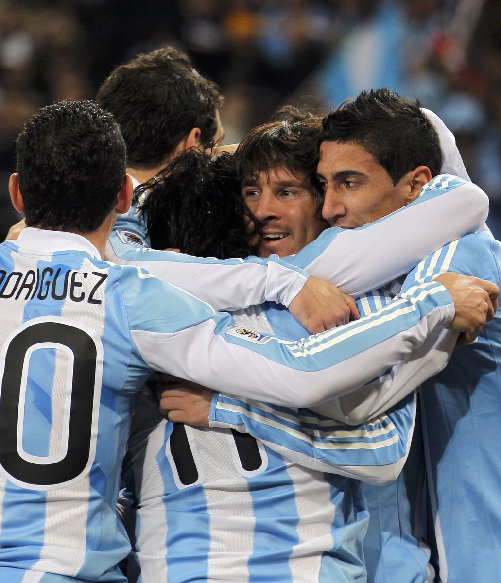 Tevéz se raduje z prvního gólu Argentiny.